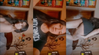 Strips Naked Sexy Girl Viral MMS